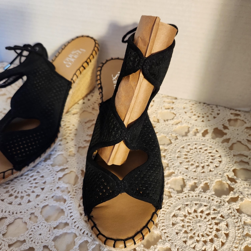 Franco Sarto Sandals - Picture 7 of 9